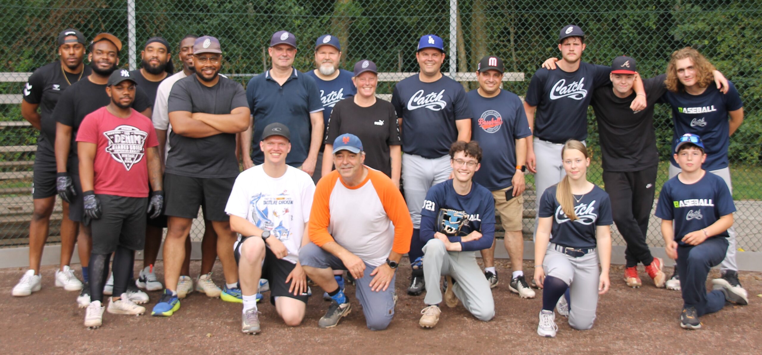Featured image for “Zomer ingeluid met slowpitch wedstrijdje”